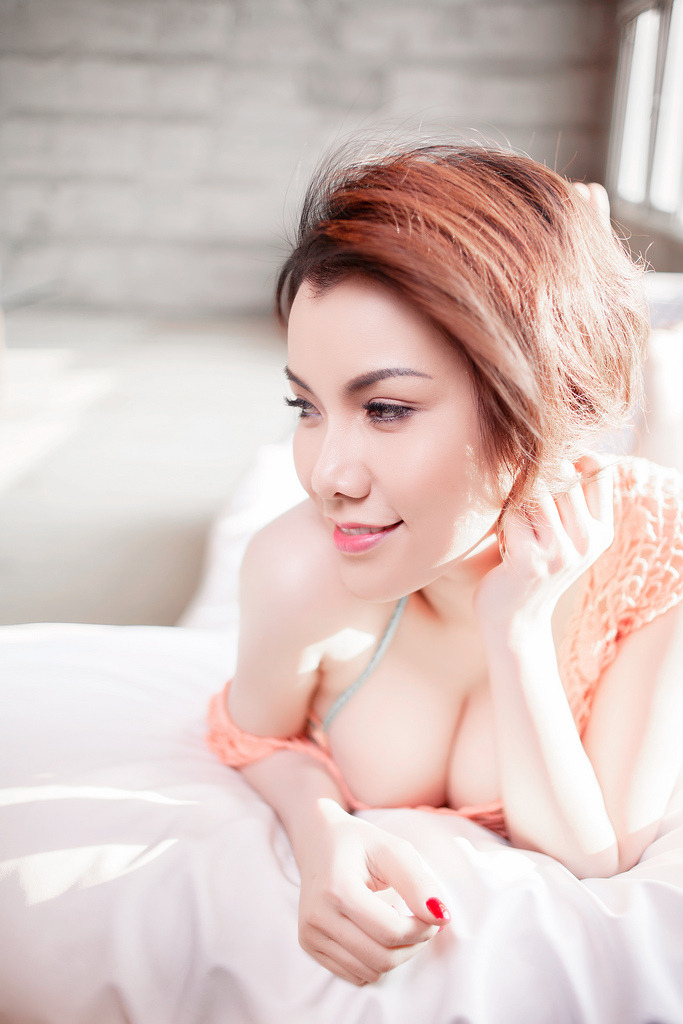 年輕的善良的女教師5免費(fèi)觀看