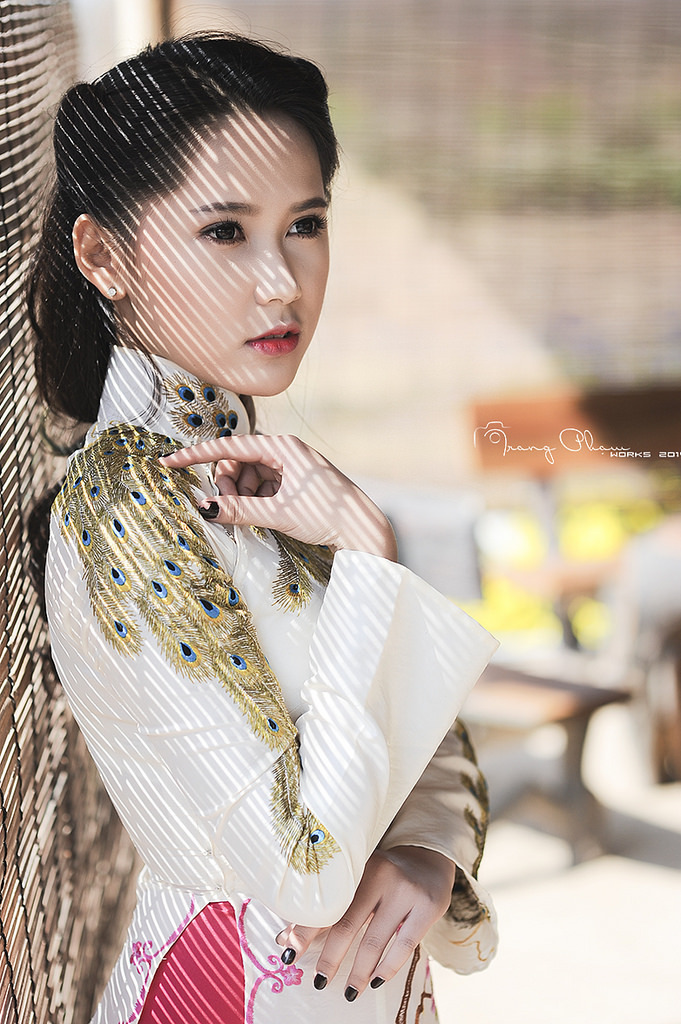 嗯啊摸濕內(nèi)褲
